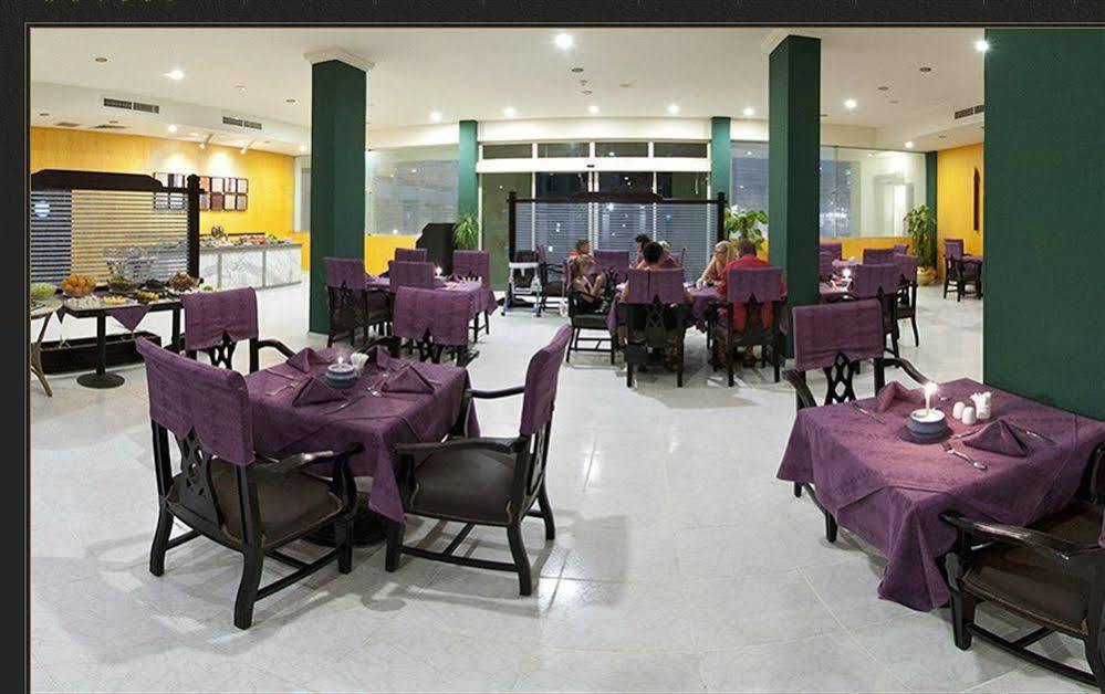 Golden 5 Sapphire Suites Hotel Хургада Екстериор снимка